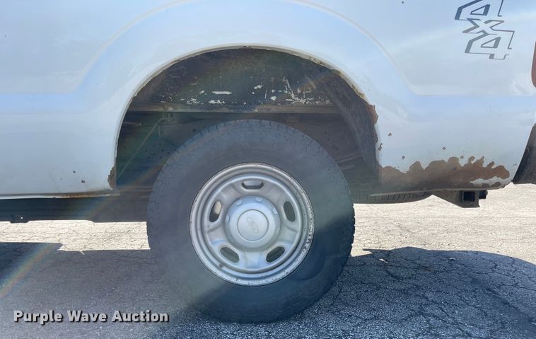 image for item JD9309 2011 Ford F250 Super Duty XL  SuperCab pickup truck