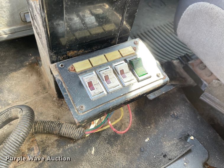 image for item JD9310 2009 Dodge Ram 5500HD  Quad Cab dump truck