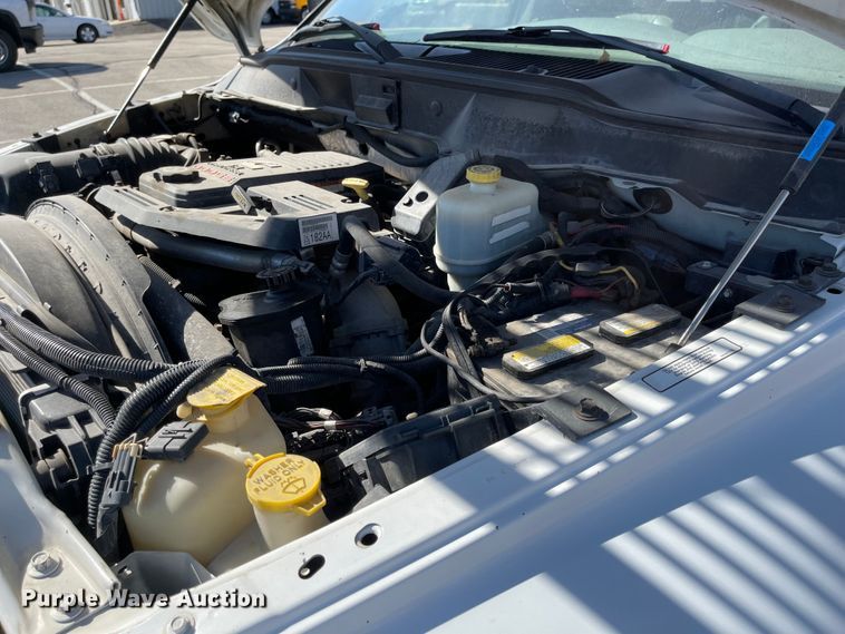 image for item JD9310 2009 Dodge Ram 5500HD  Quad Cab dump truck