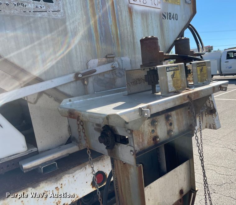 image for item JD9310 2009 Dodge Ram 5500HD  Quad Cab dump truck