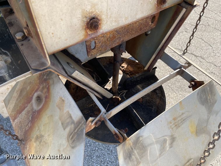 image for item JD9310 2009 Dodge Ram 5500HD  Quad Cab dump truck