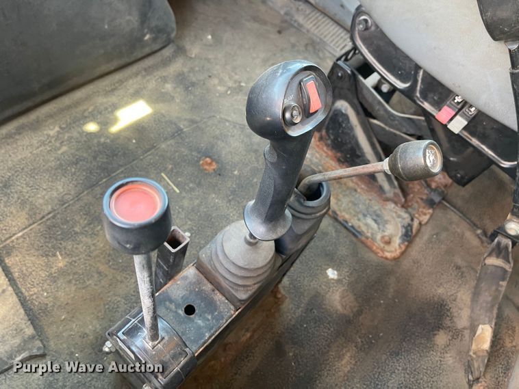 image for item JD9312 2006 International 7400  dump truck