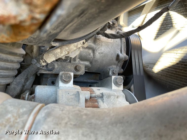 image for item JD9312 2006 International 7400  dump truck