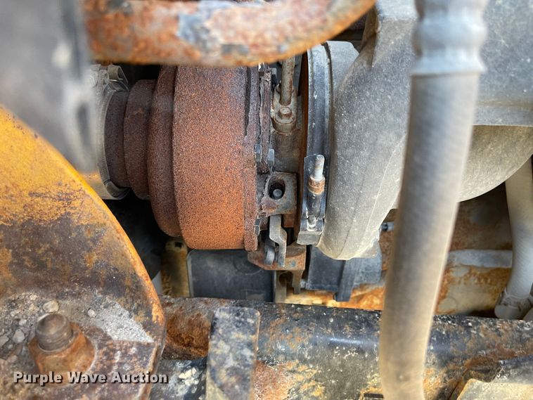 image for item JD9312 2006 International 7400  dump truck