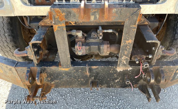 image for item JD9312 2006 International 7400  dump truck