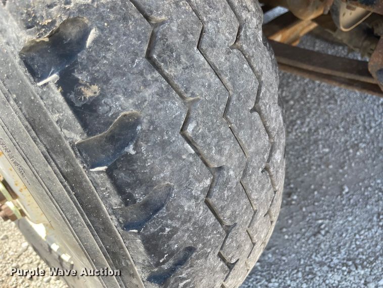 image for item JD9312 2006 International 7400  dump truck