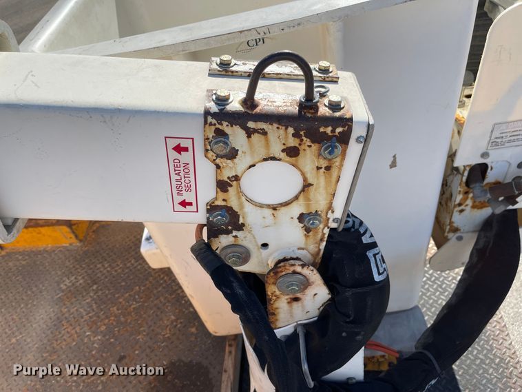 image for item JD9315 2009 Ford F550 Super Duty  bucket truck