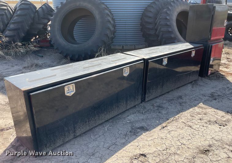 image for item JD9324 (4) toolboxes