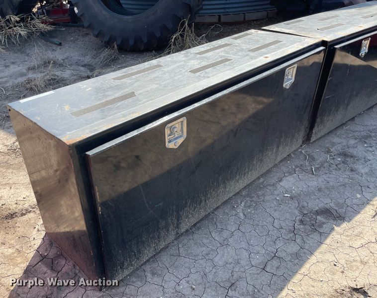 image for item JD9324 (4) toolboxes