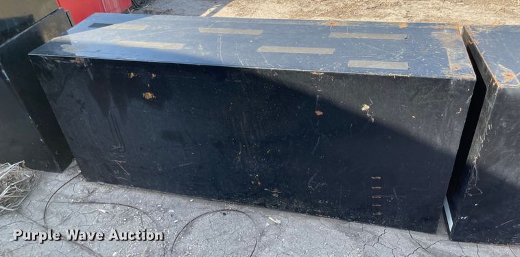 image for item JD9324 (4) toolboxes