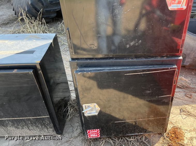 image for item JD9324 (4) toolboxes