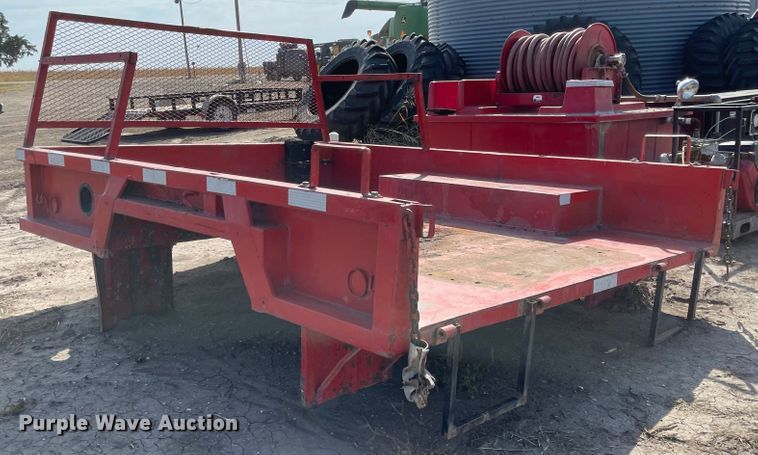 image for item JD9326 Steel flatbed