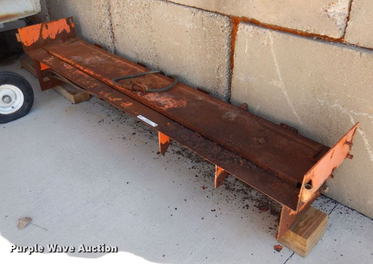 image for item KF9443 Monroe MS966-RF-GB  8' W spreader