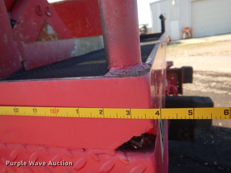 image for item KI9237 2005 Kenworth T300  bucket truck