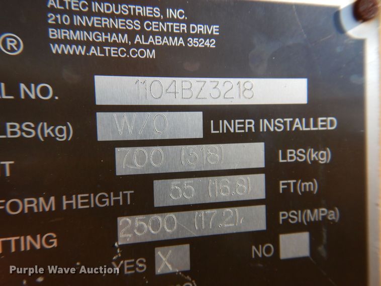 image for item KI9237 2005 Kenworth T300  bucket truck