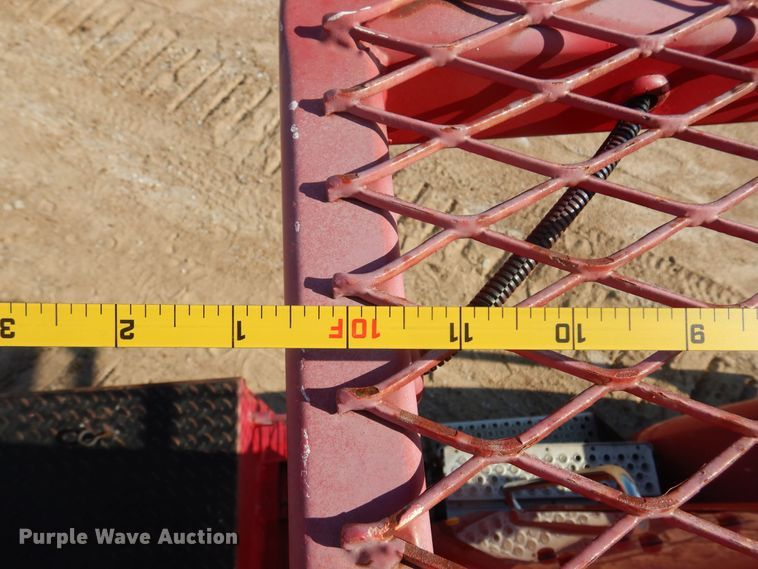 image for item KI9237 2005 Kenworth T300  bucket truck