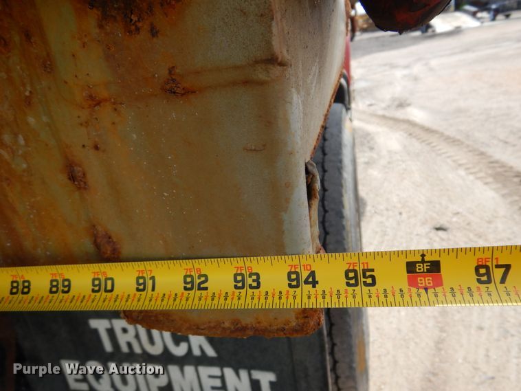 image for item KI9433 1991 International 4700  dump truck