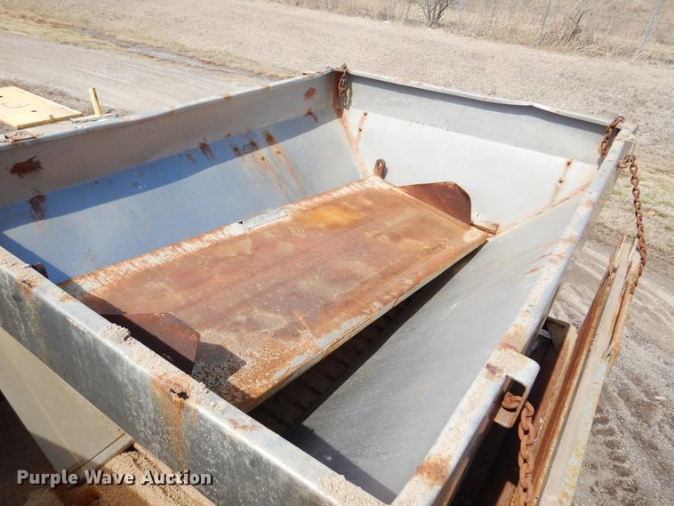 image for item KI9433 1991 International 4700  dump truck