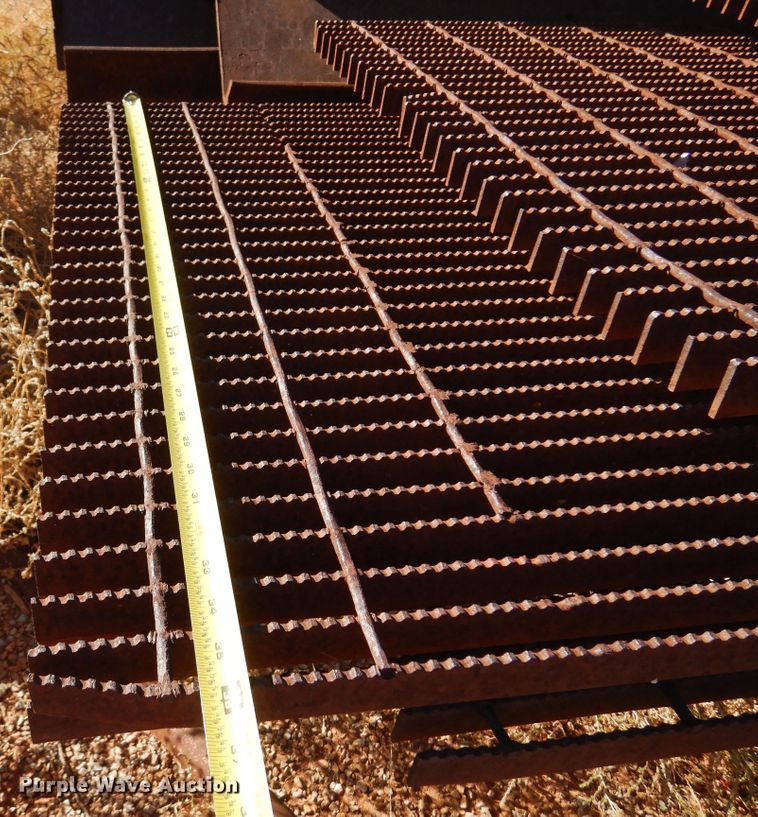 image for item KJ9149 Steel H-beams