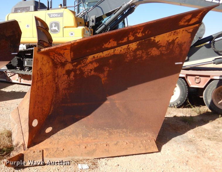 image for item KJ9152 Wasau VX5896  13'W V-plow