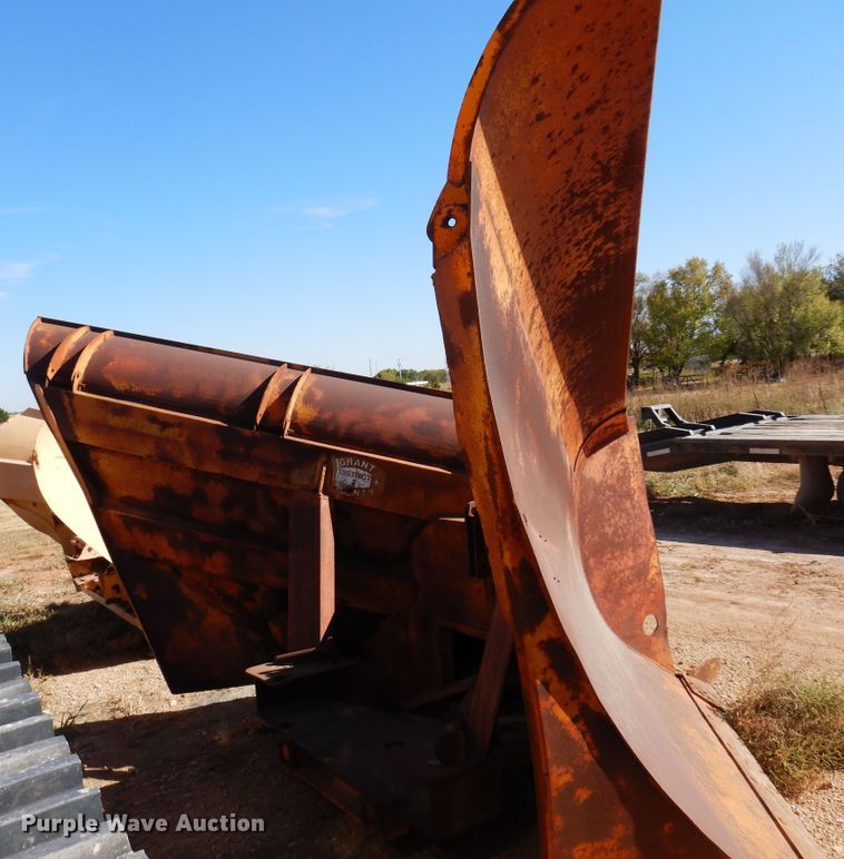 image for item KJ9152 Wasau VX5896  13'W V-plow