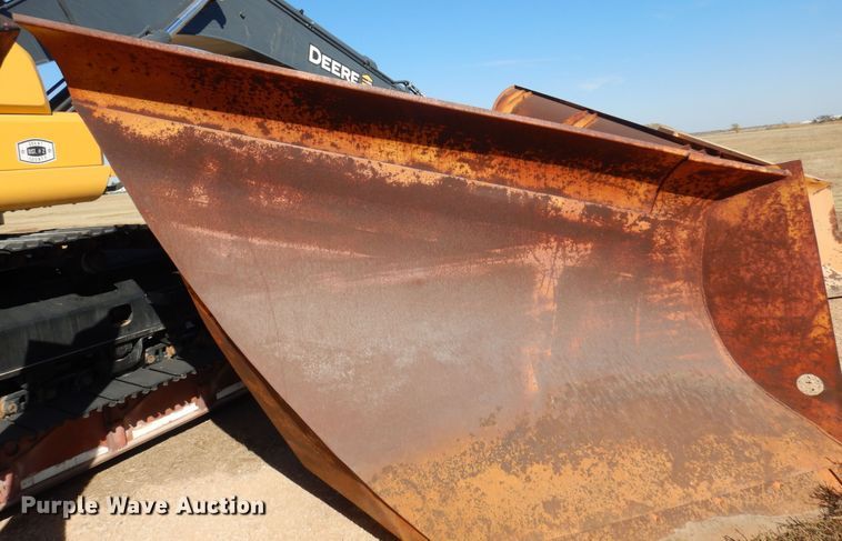 image for item KJ9152 Wasau VX5896  13'W V-plow