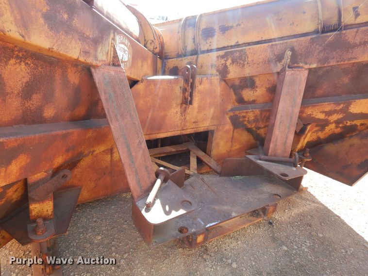 image for item KJ9152 Wasau VX5896  13'W V-plow