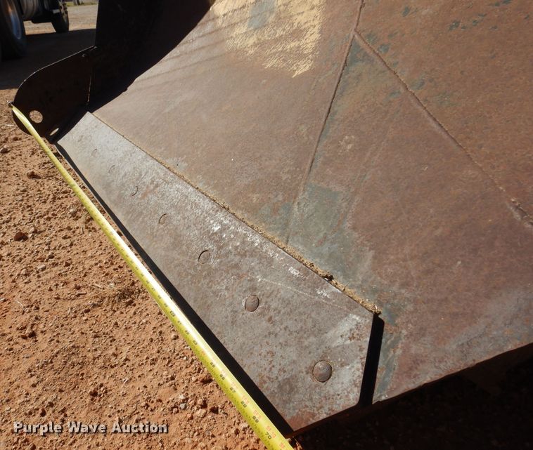 image for item KJ9153 12'W V-plow