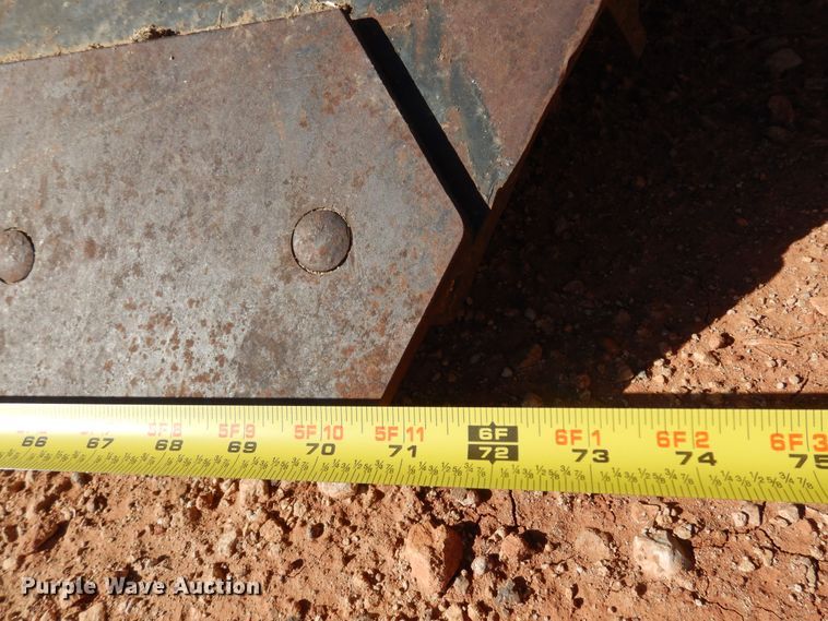 image for item KJ9153 12'W V-plow