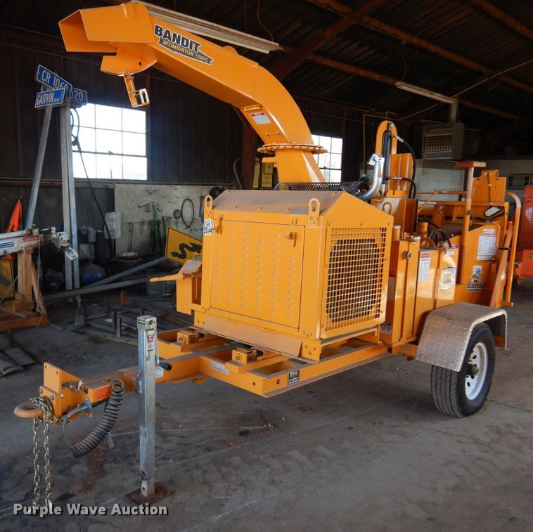 image for item KO9800 2018 Bandit Intimidator 12XPC  wood chipper