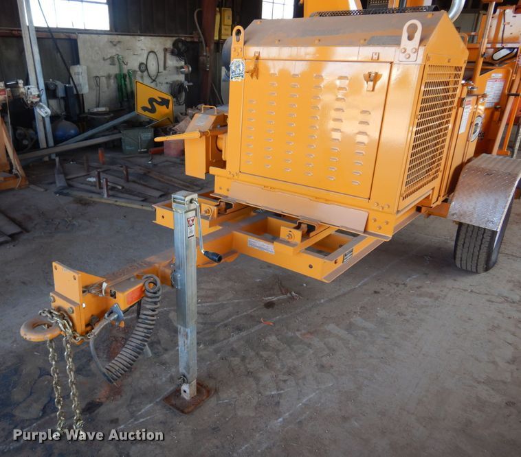 image for item KO9800 2018 Bandit Intimidator 12XPC  wood chipper