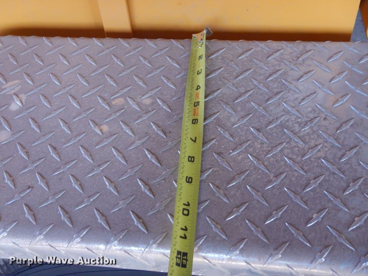 image for item KO9800 2018 Bandit Intimidator 12XPC  wood chipper