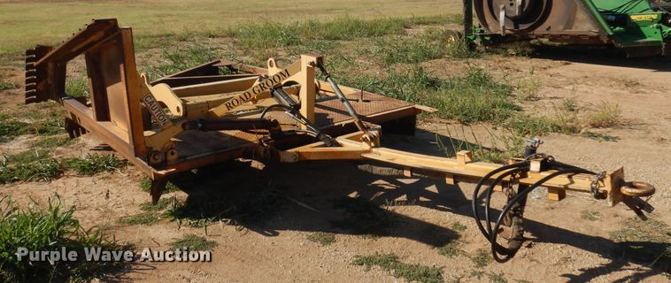 image for item KO9810 Road Groom RG8.5W  road maintainer