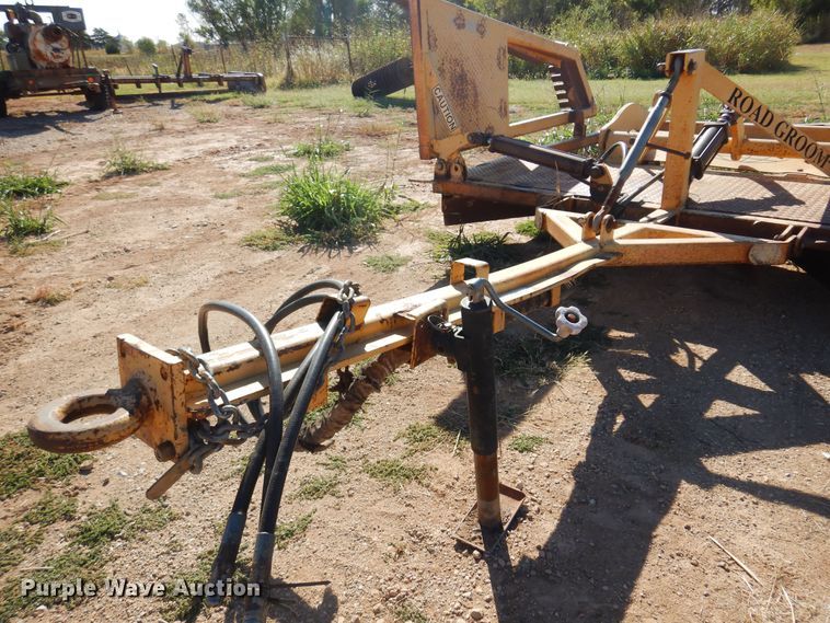 image for item KO9810 Road Groom RG8.5W  road maintainer