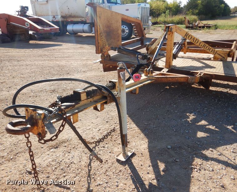 image for item KO9811 Road Groom RG8.5W  road maintainer