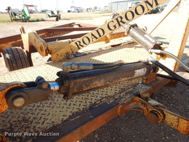 image for item KO9811 Road Groom RG8.5W  road maintainer