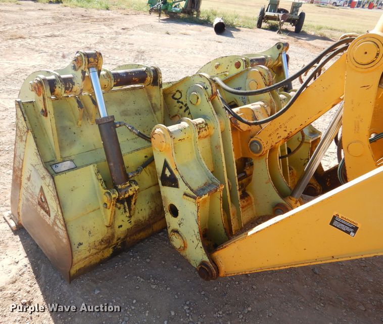 image for item KO9815 2001 John Deere 210LE  landscape tractor