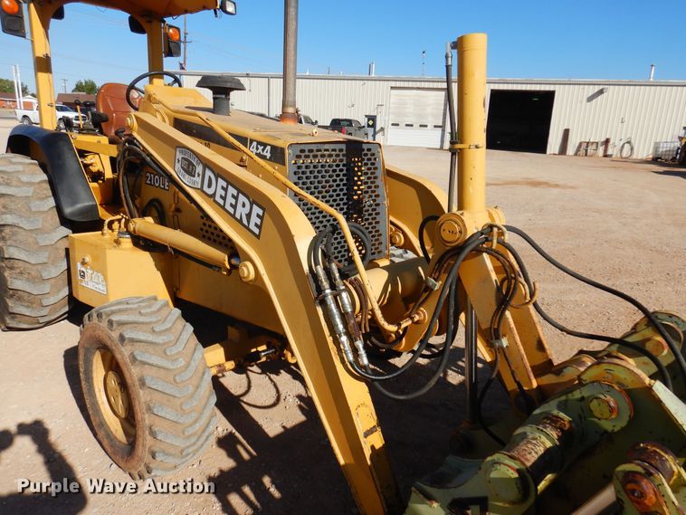 image for item KO9815 2001 John Deere 210LE  landscape tractor