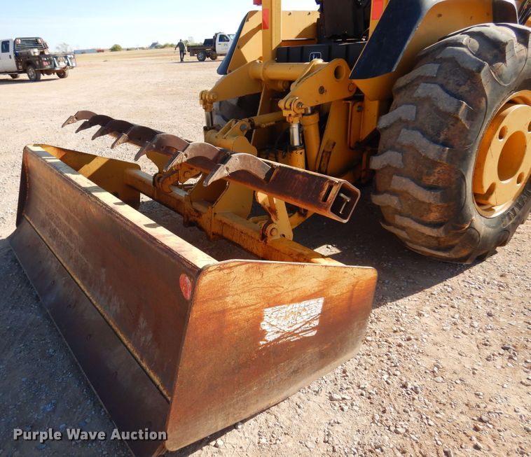 image for item KO9815 2001 John Deere 210LE  landscape tractor