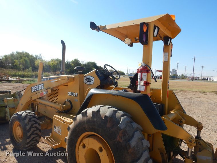 image for item KO9815 2001 John Deere 210LE  landscape tractor