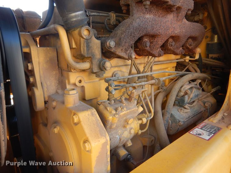 image for item KO9815 2001 John Deere 210LE  landscape tractor