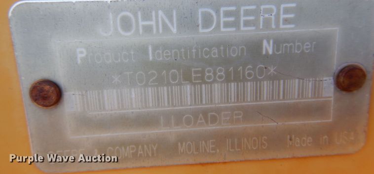 image for item KO9815 2001 John Deere 210LE  landscape tractor