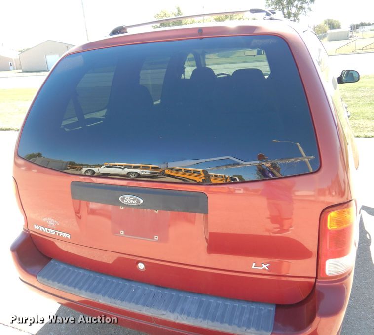 image for item KO9816 2003 Ford Windstar  van