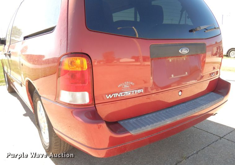 image for item KO9816 2003 Ford Windstar  van