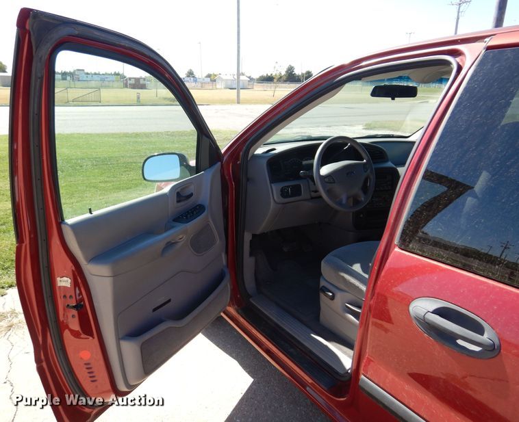 image for item KO9816 2003 Ford Windstar  van