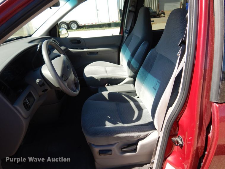 image for item KO9816 2003 Ford Windstar  van