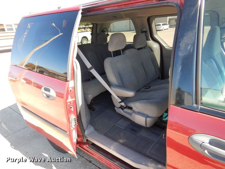 image for item KO9816 2003 Ford Windstar  van