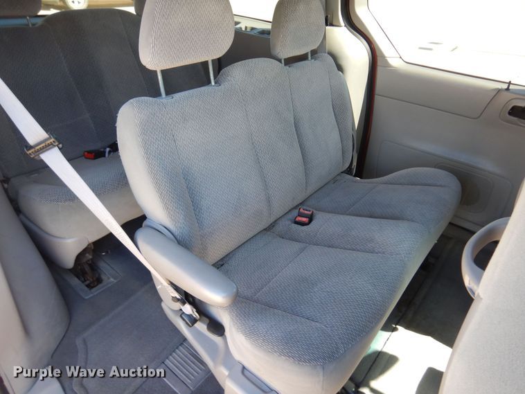 image for item KO9816 2003 Ford Windstar  van