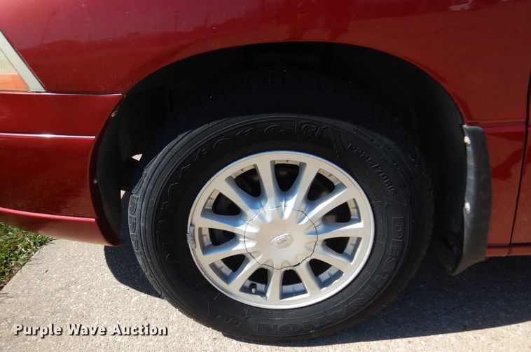 image for item KO9816 2003 Ford Windstar  van