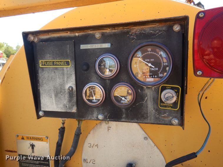 image for item KO9926 Roscoe RA2000  pot hole patcher